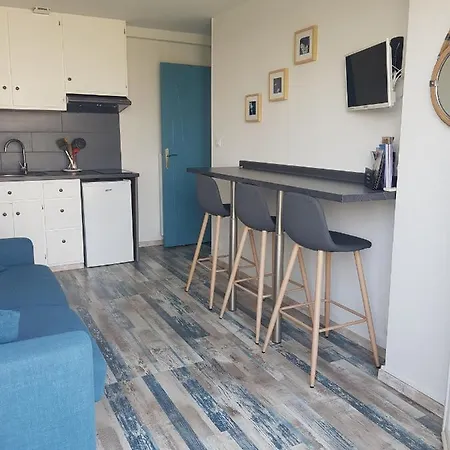Apartamento Royan, 200 M De La